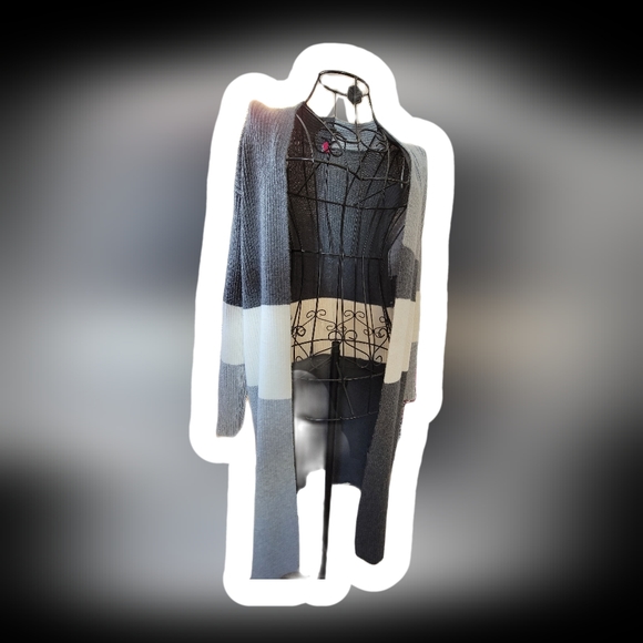 VINCE CAMUTO Colorblocked Open-Front duster Cardigan small Black, gray, … - Picture 5 of 12